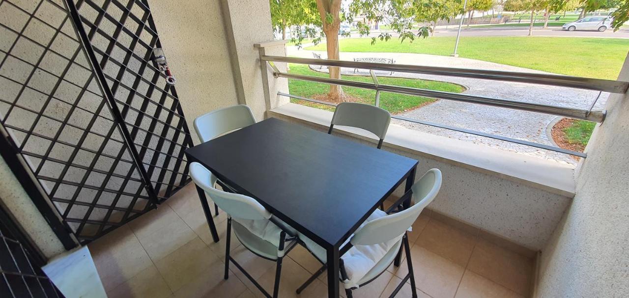 Apartamento Ciudad De Rota Luaran gambar