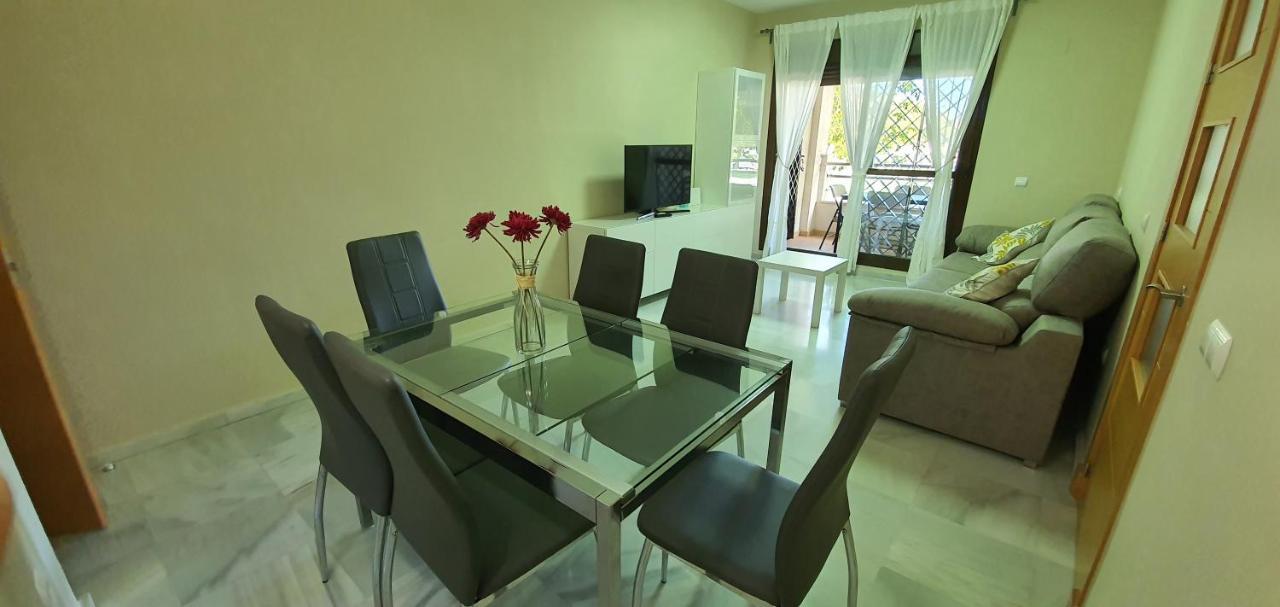 Apartamento Ciudad De Rota Luaran gambar