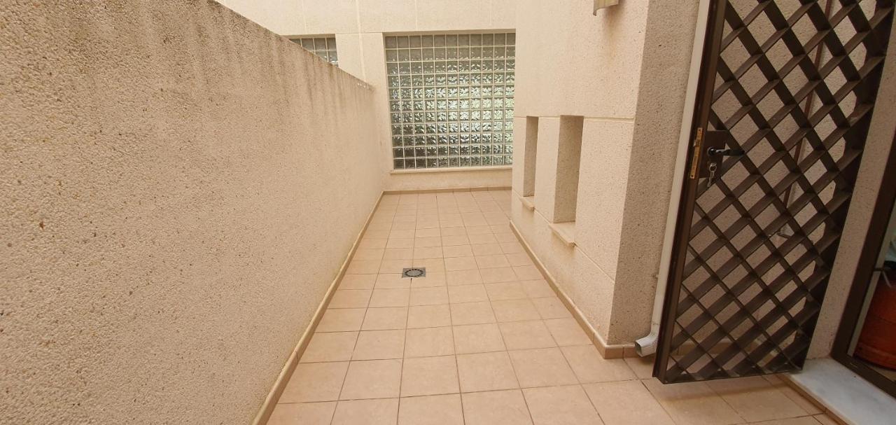 Apartamento Ciudad De Rota Luaran gambar